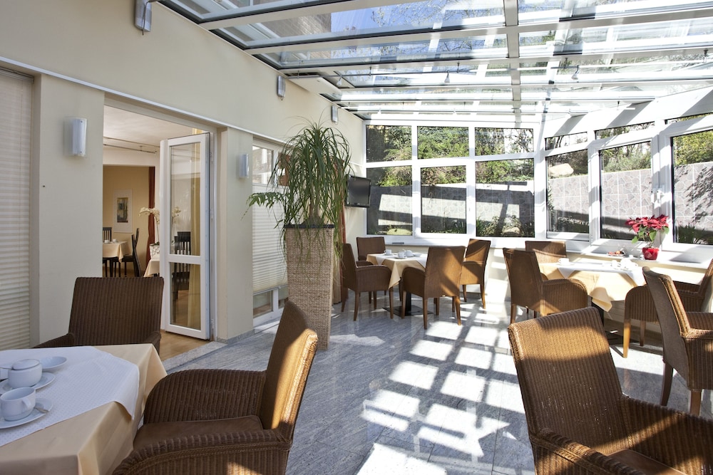 Hotel Am Braunen Hirsch 18/27