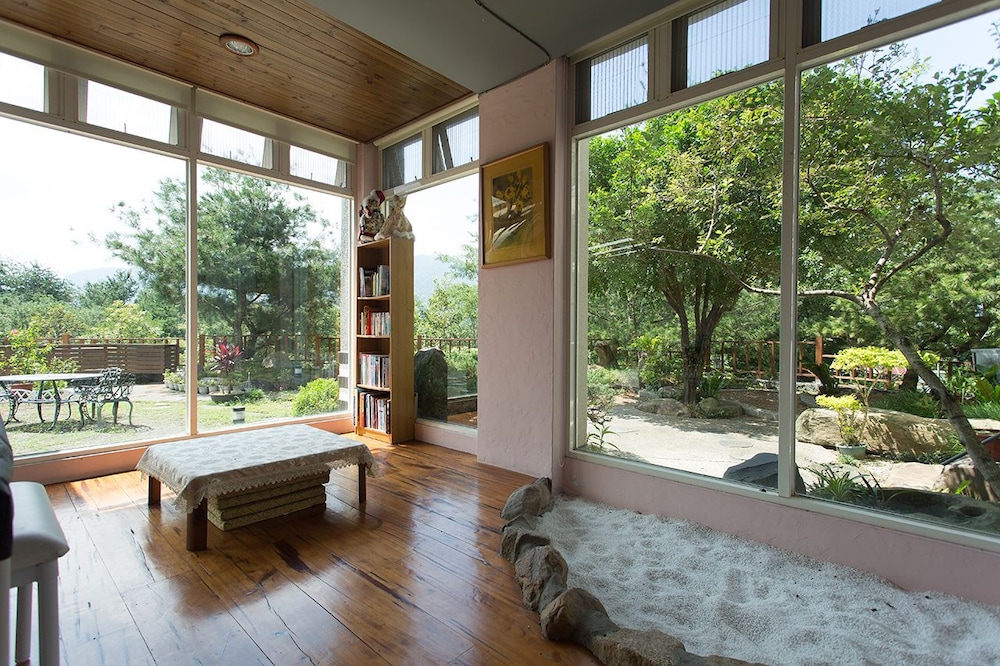 Zen and Pine Resort 38/63