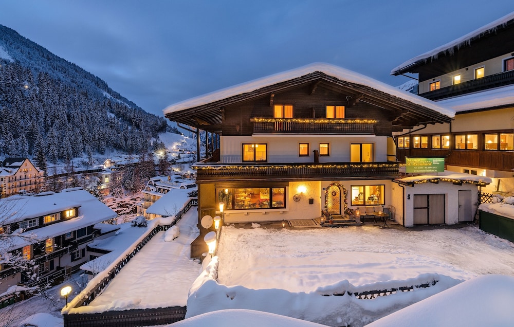 PENSION ST.LEONHARD 1/50