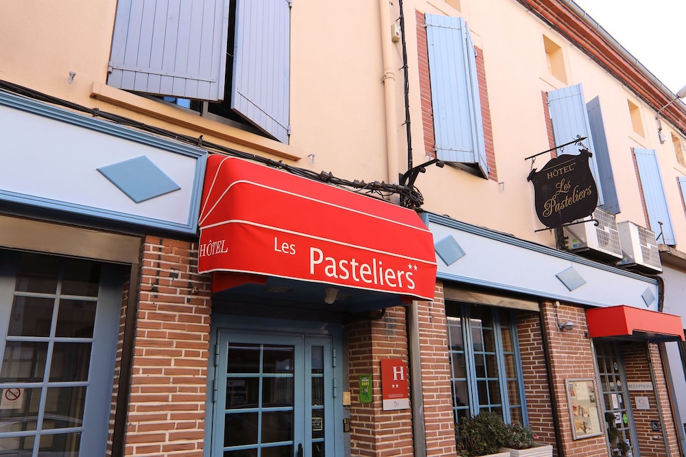HOTEL LES PASTELIERS 1/65