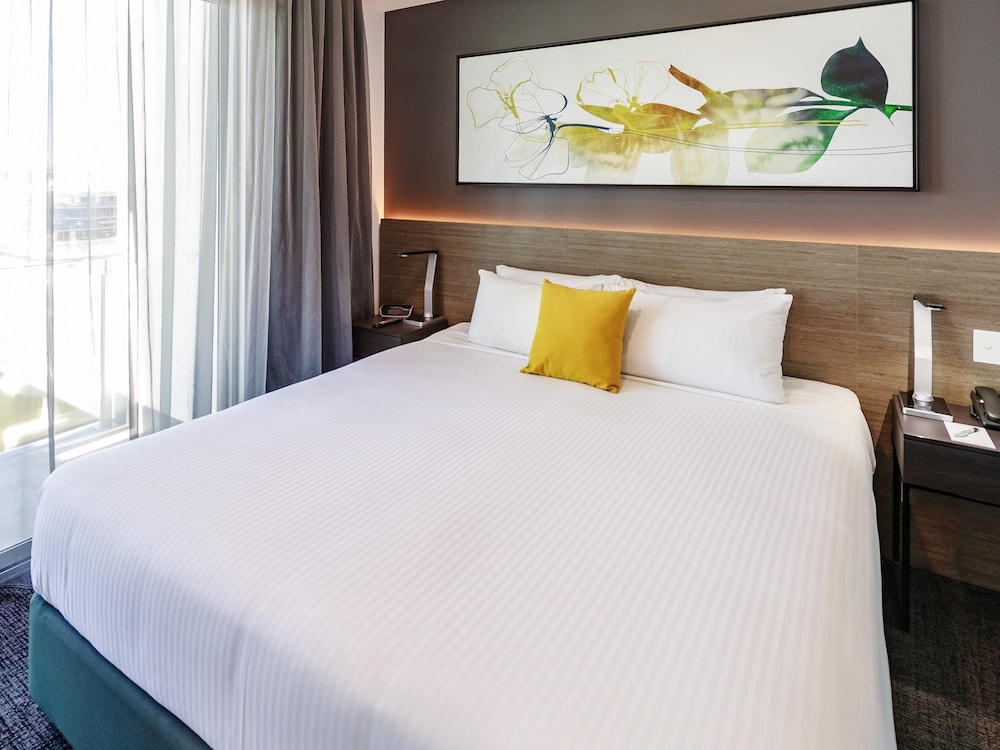 Mercure Sunshine Coast Kawana Waters 10/69