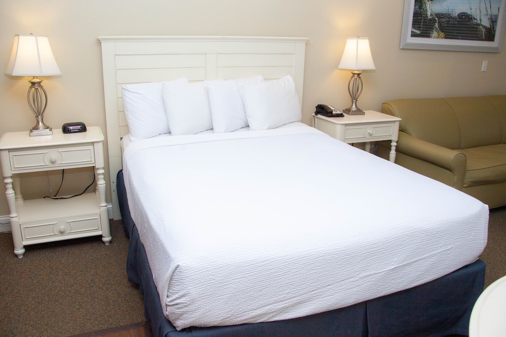 Innseason Resorts Harborwalk 15/50