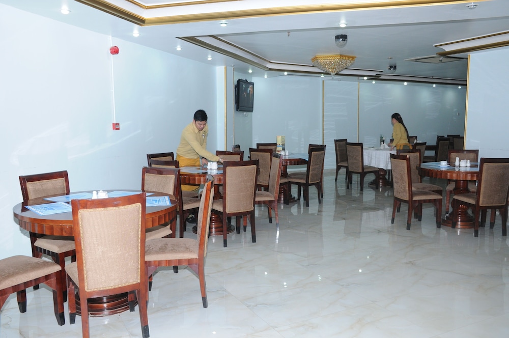 Continental Suite Farwaniya 18/20