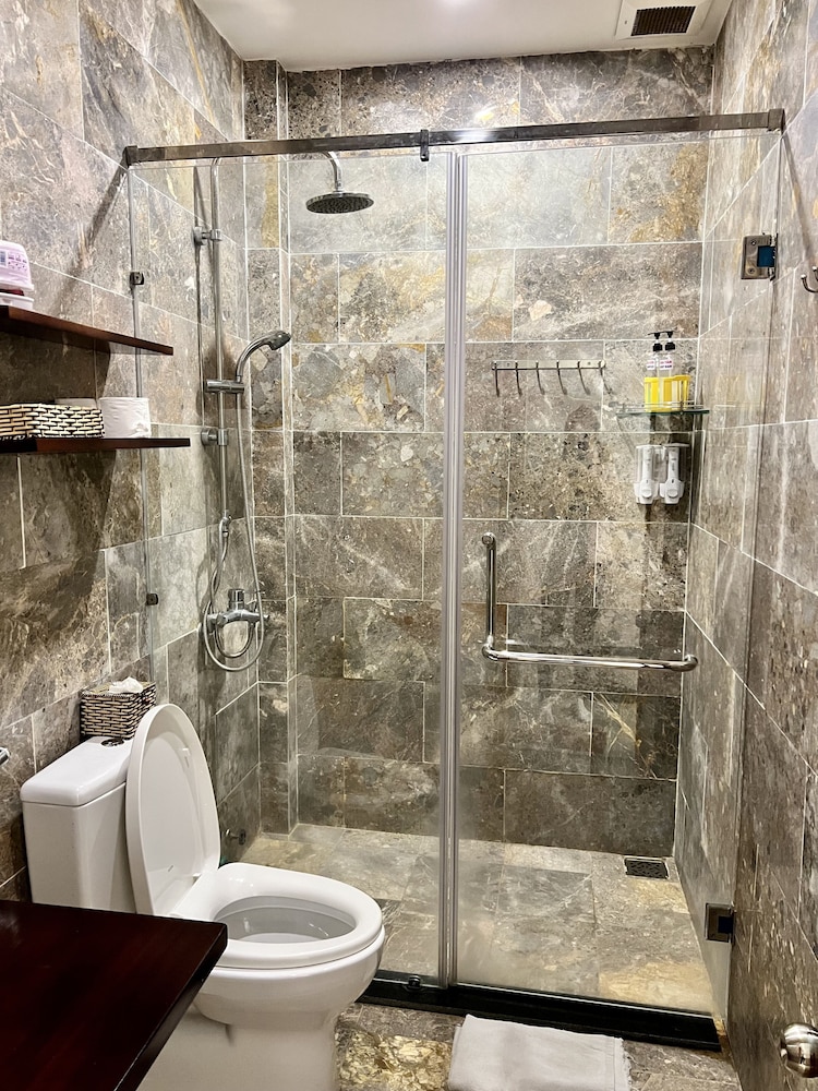 Deluxe, Triple, King and Twin Beds, Ngo House 2 Villa 6/7