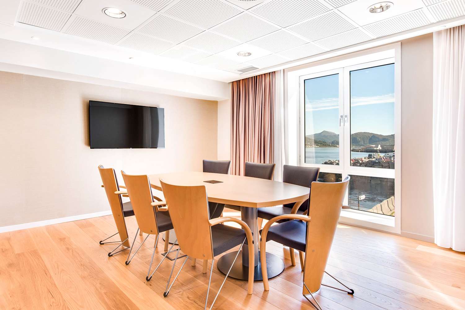 Quality Hotel Alesund 37/39