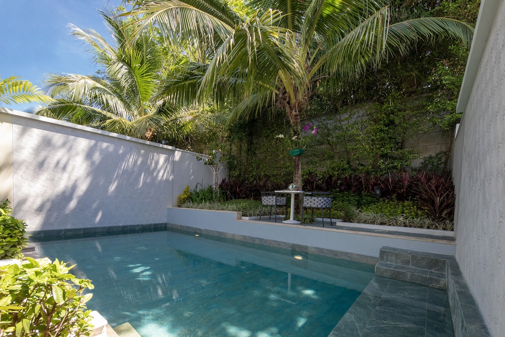 Craft Resort & Villas 60/69