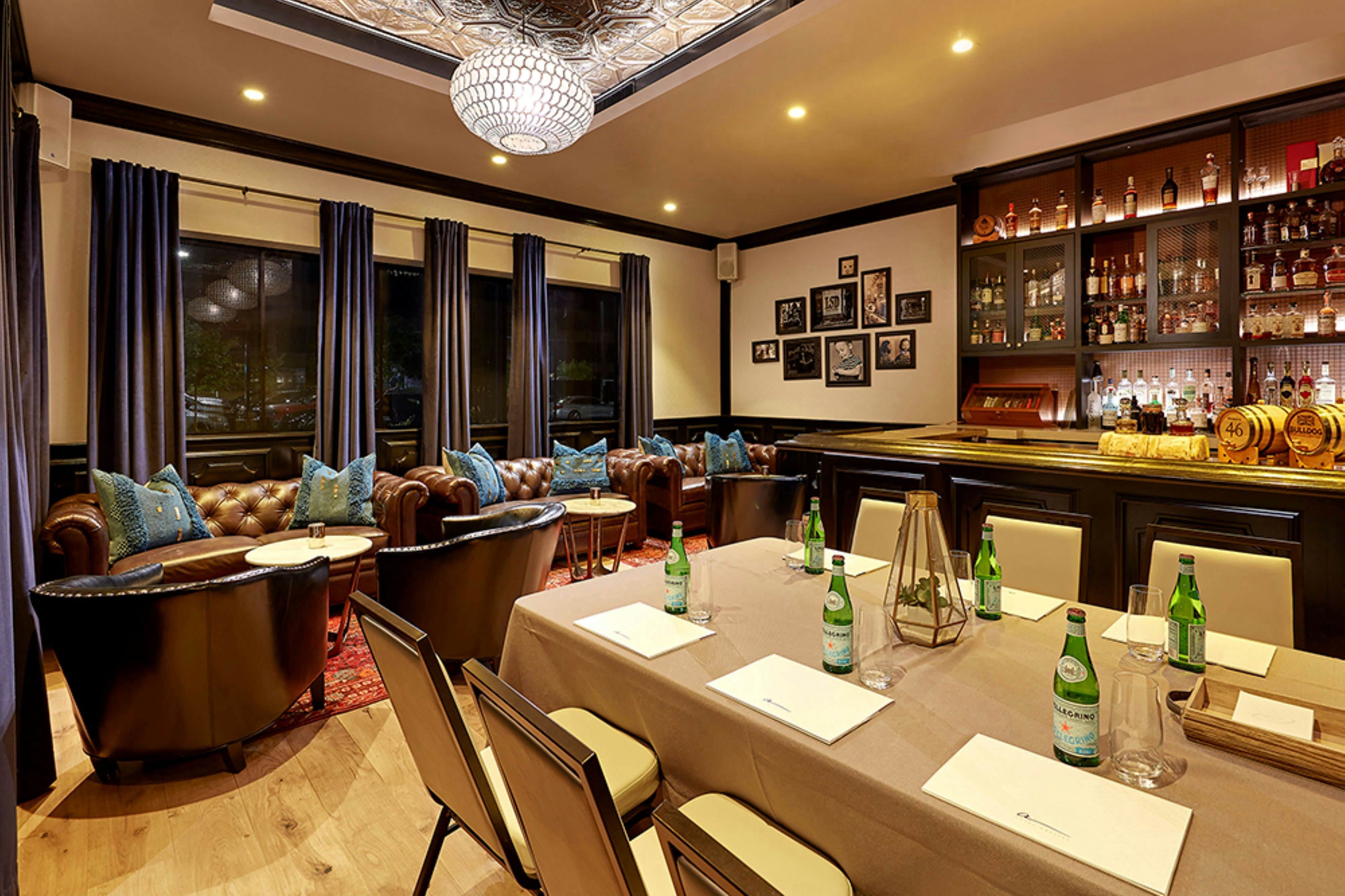 Hotel Adeline 52/64