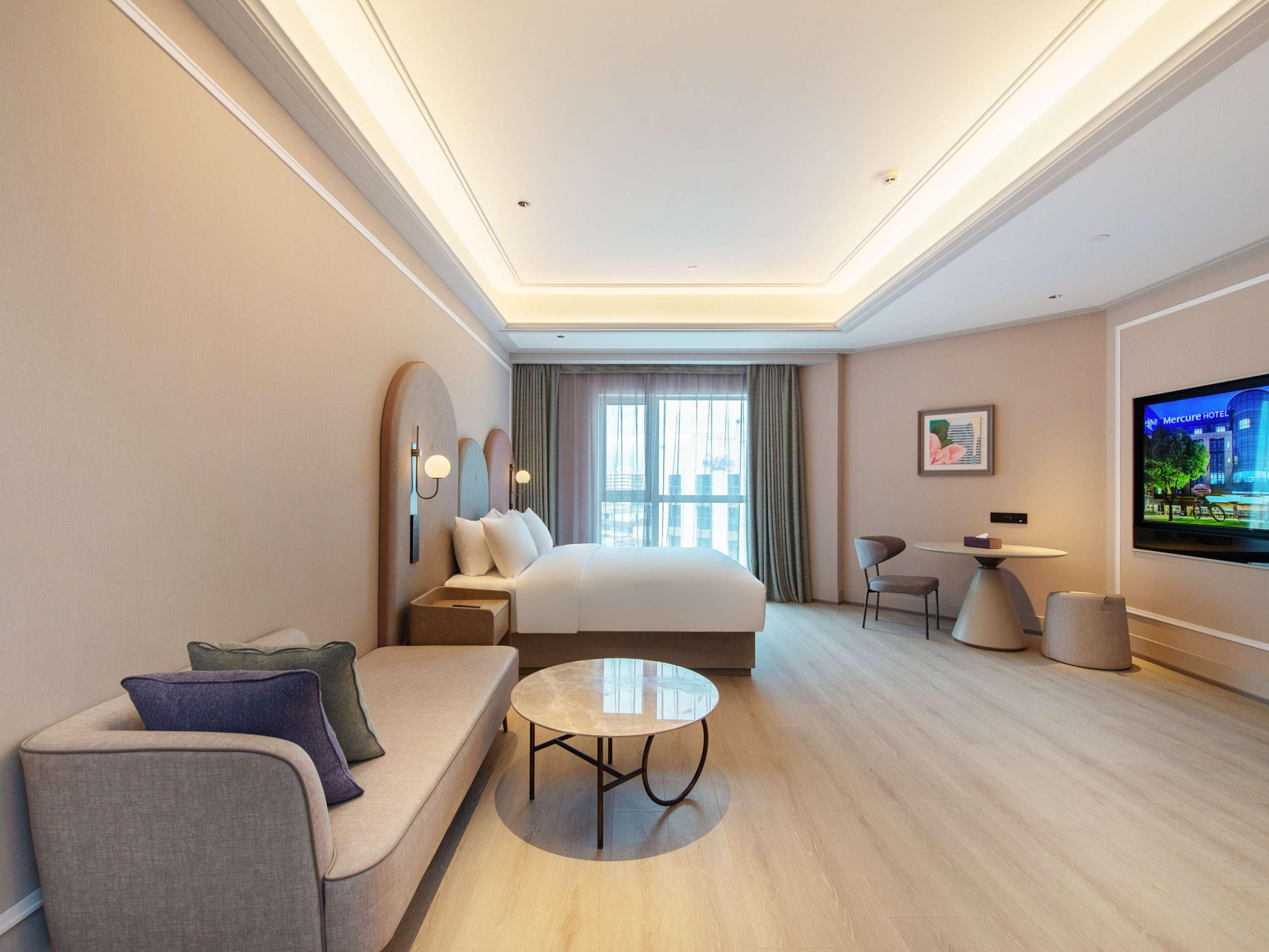 Mercure Hainan Sanya Bay 18/35