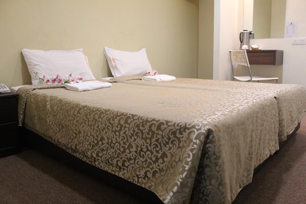 Grand Inn 24/50
