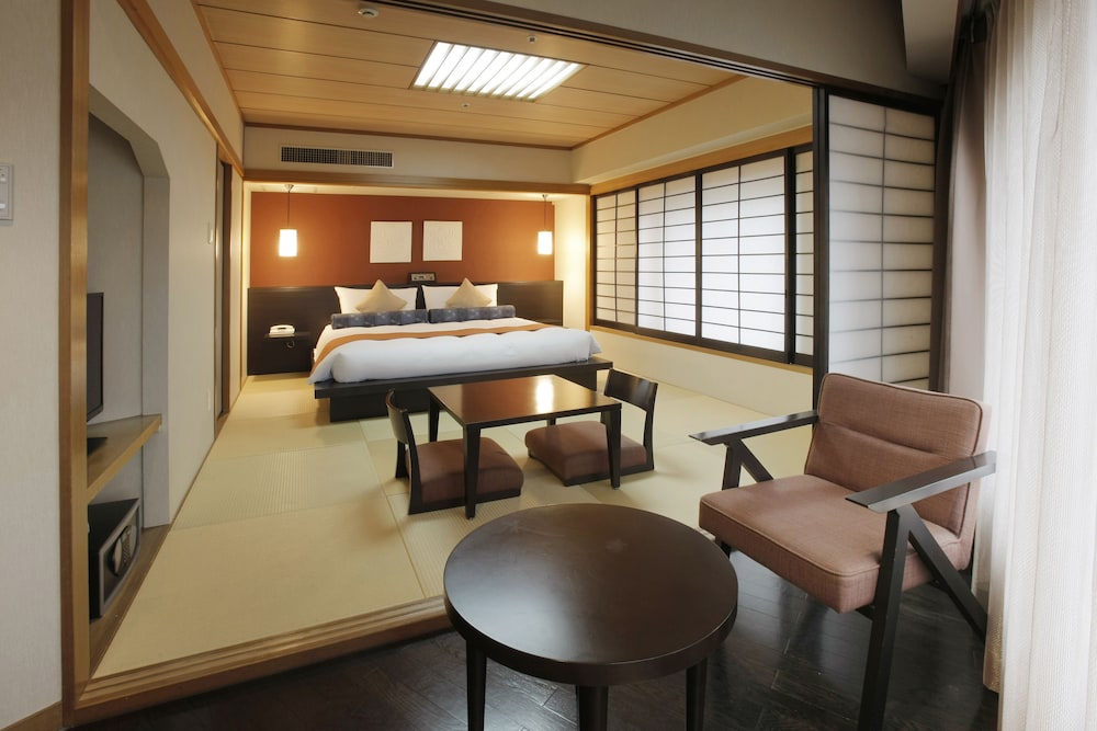 Okinawa NaHaNa Hotel & Spa 38/67