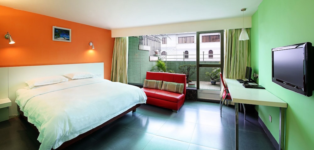 LN White House Hotel 22/48