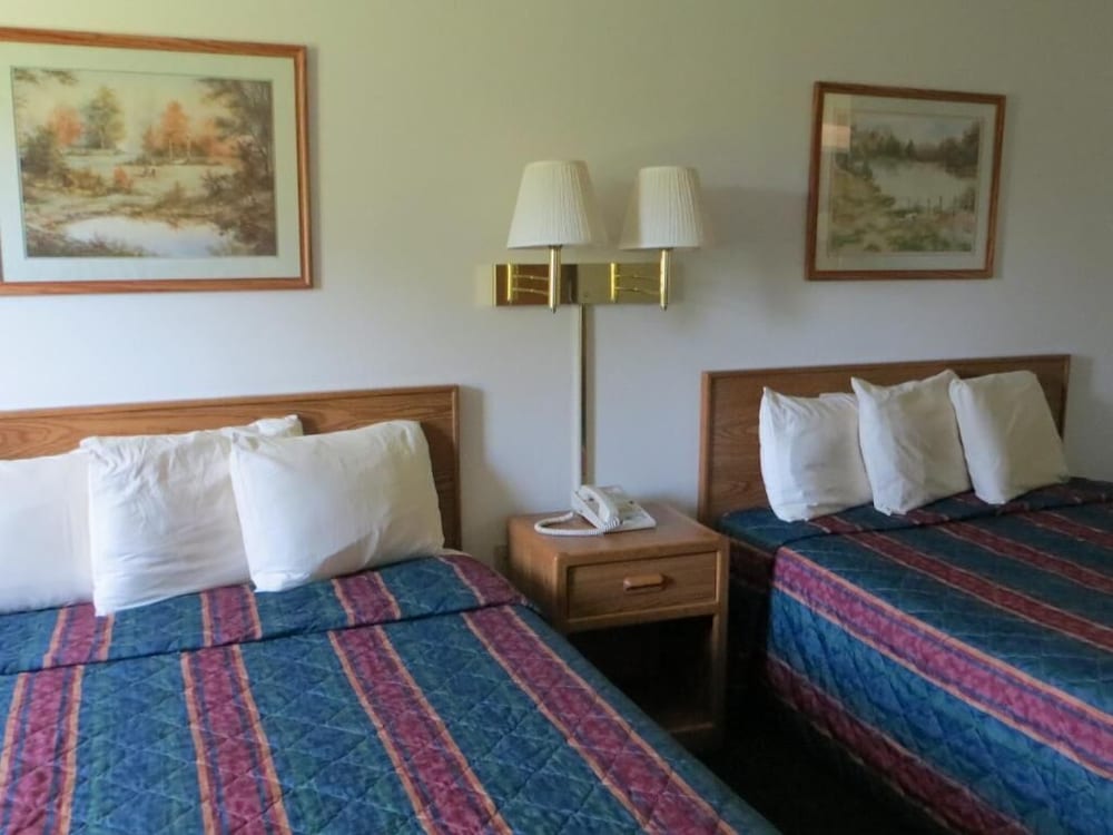 AmeriVu Inn and Suites-Stanley 16/47