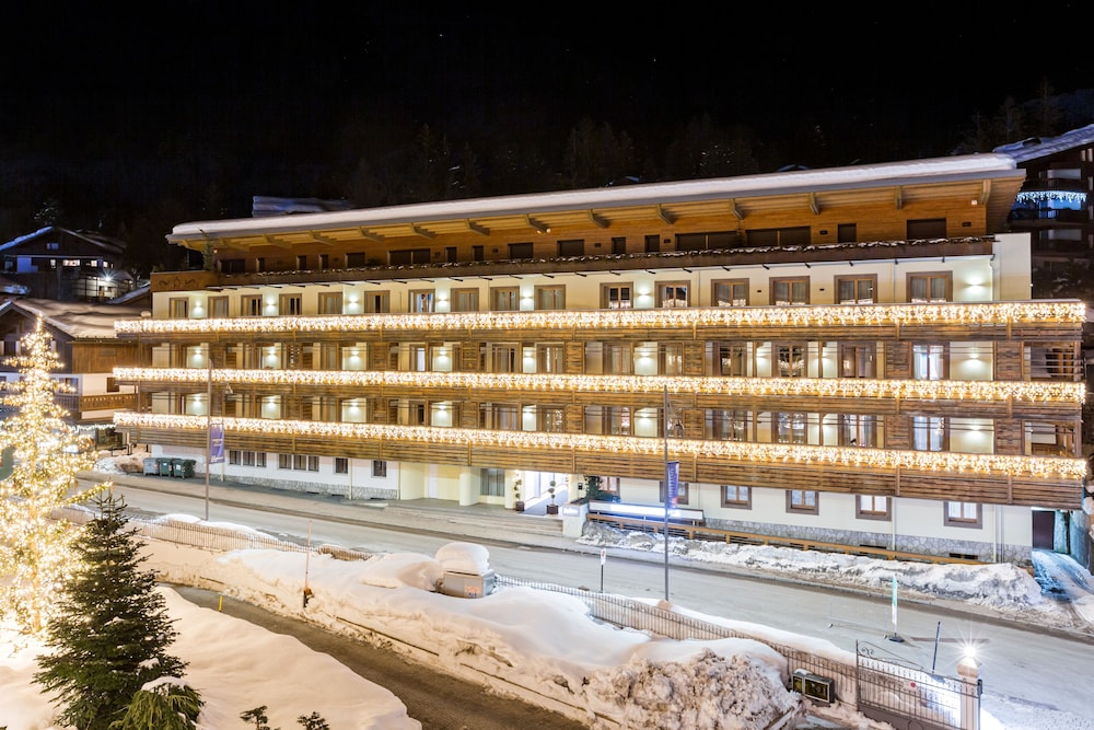 Radisson Residences Savoia Palace Cortina d’Ampezzo 2/65