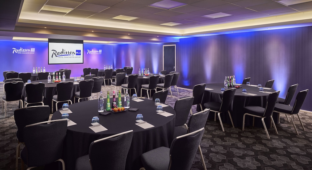 Radisson Blu Hotel Manchester Airport 40/50
