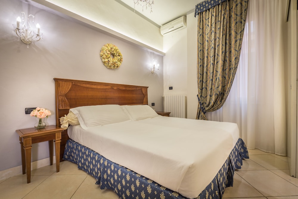 Hotel Veneto 7/60