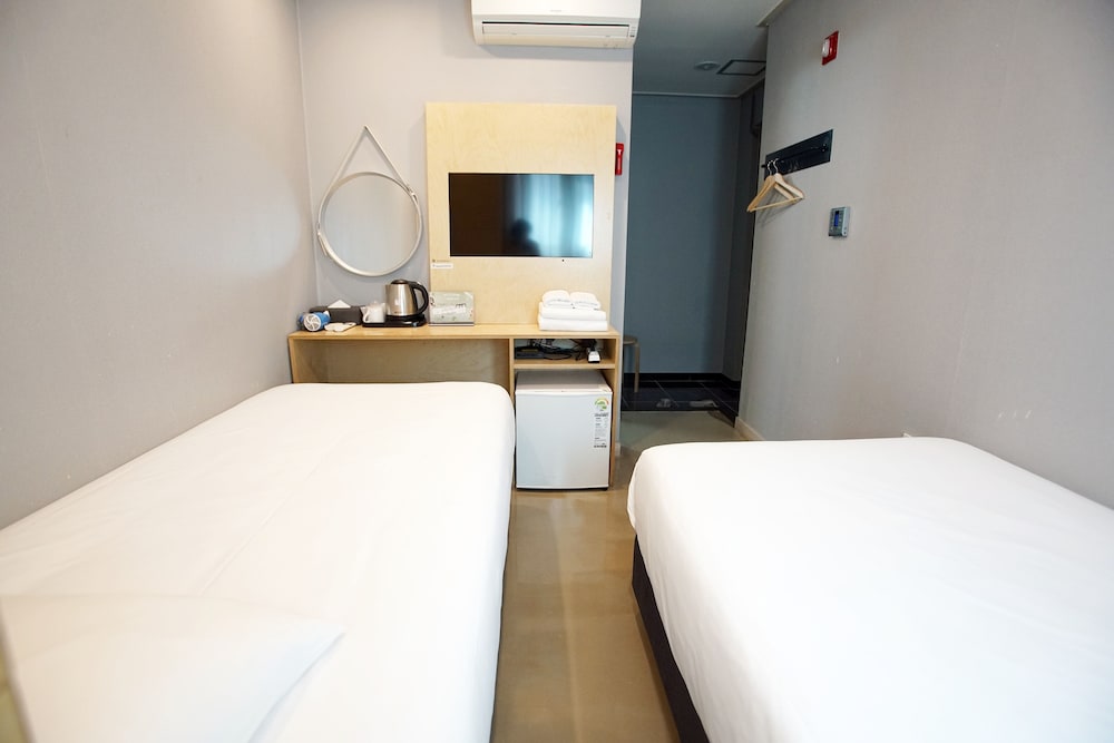 STANDARD, TWIN BEDS