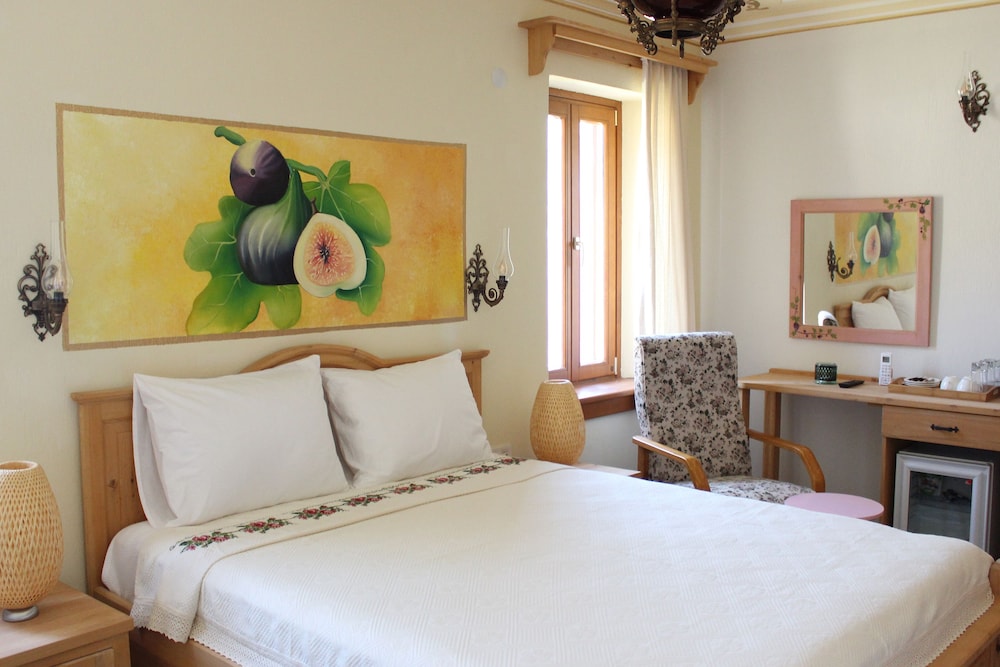 Eski Datca Otel 12/70