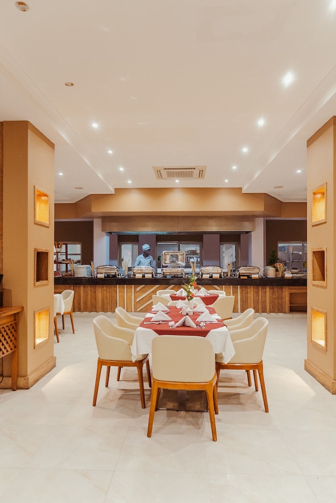 Tanga Beach Resort & Spa 31/50