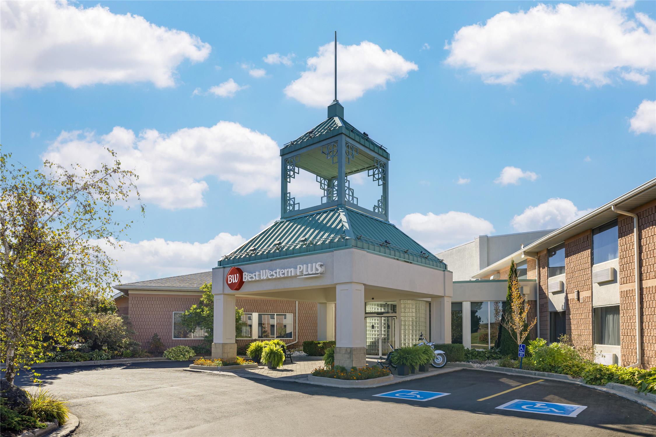 Best Western Plus Stoneridge Inn and Conference Centre 5/28