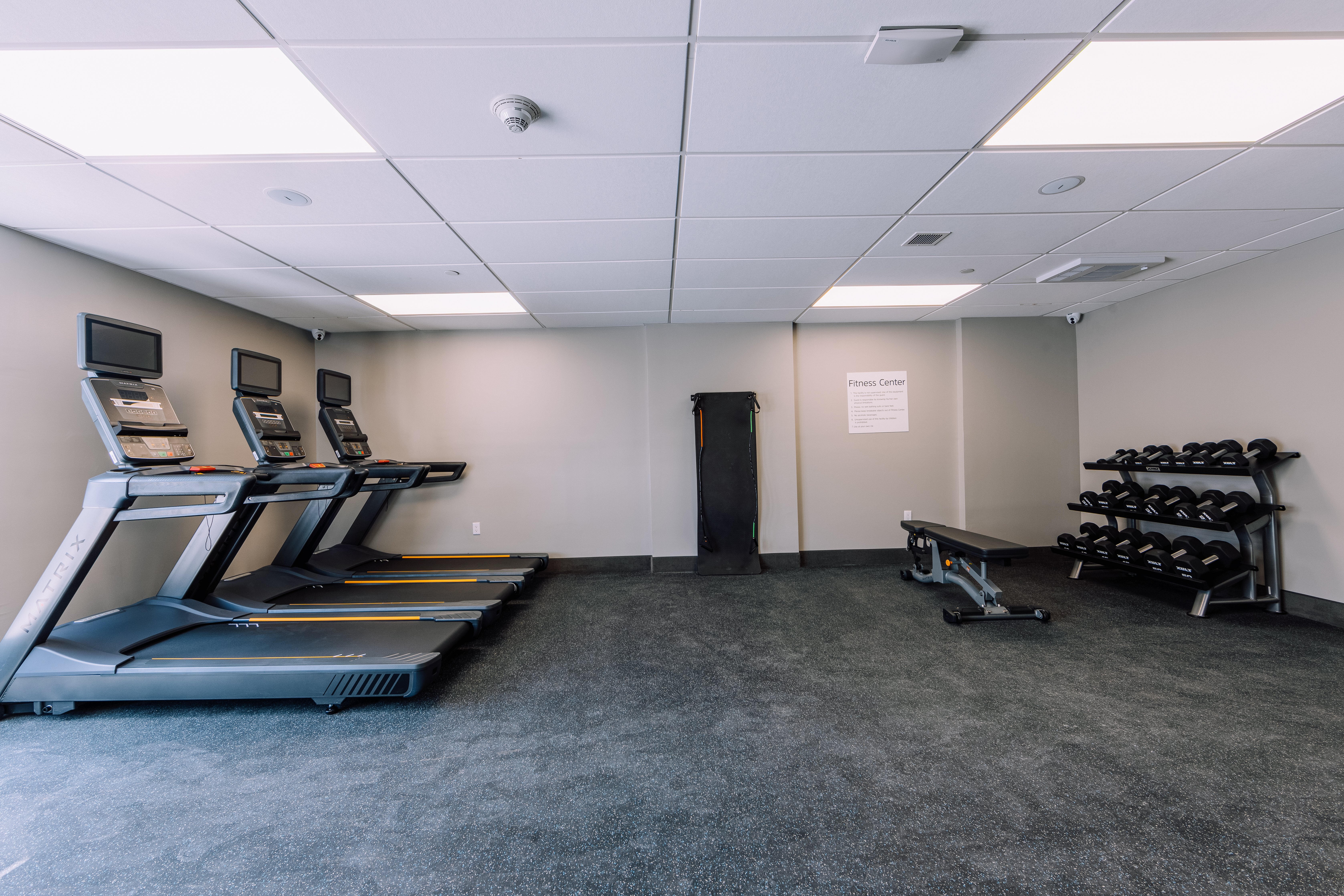Holiday Inn Express Long Island City E New York, an IHG Hotel 25/48