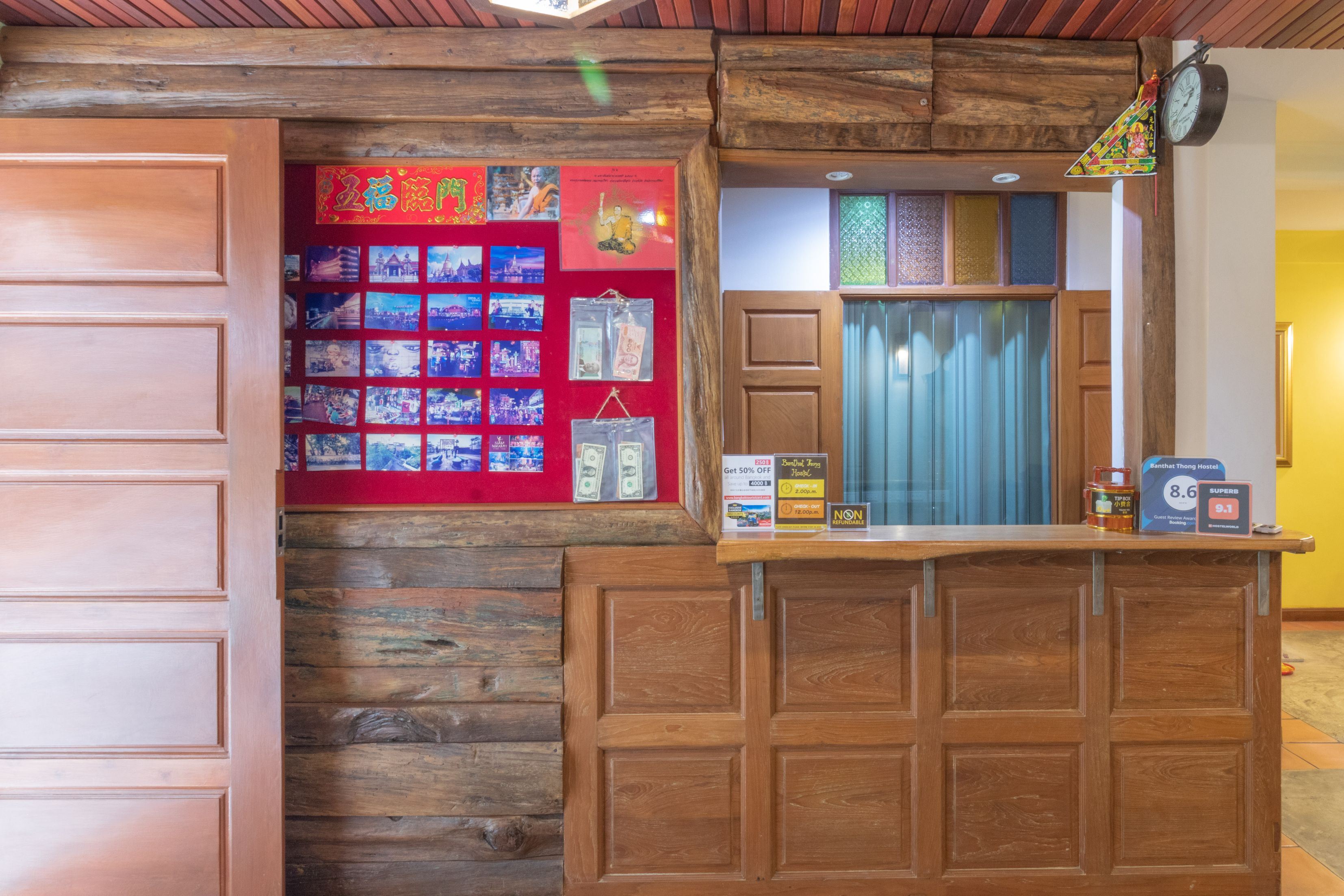 Banthat Thong Hostel 3/35