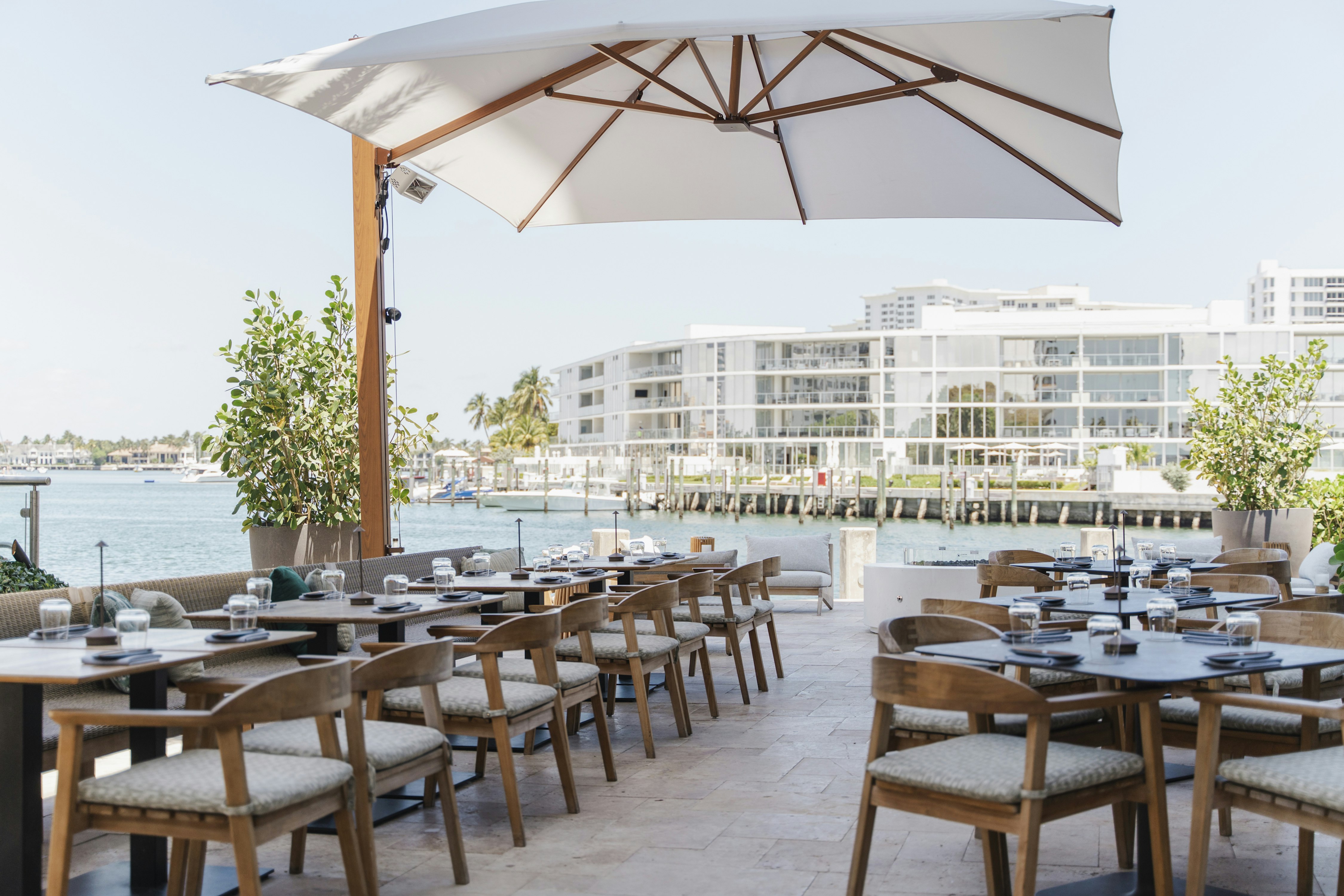Waterstone Resort And Marina Curio Collection Ex Waterstone Resort Marina A Doubletree By Hilton 41/56