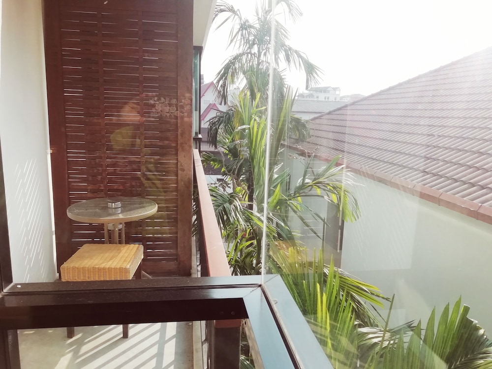 MANDALA HOUSE 35/68
