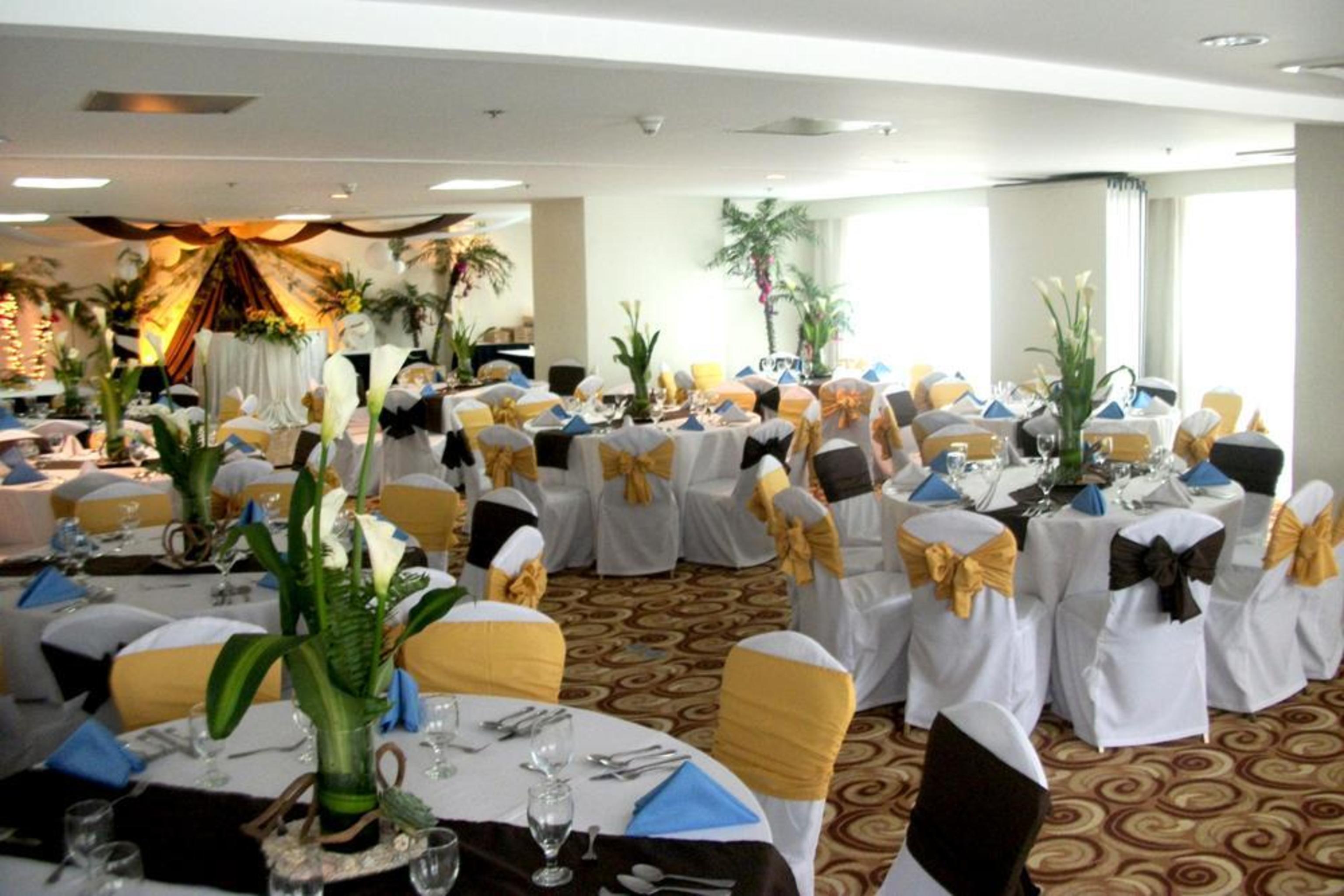 OXFORD SUITES MAKATI 31/41