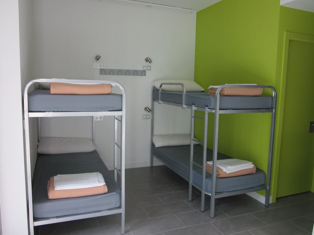 Green Nest Hostel Uba Aterpetxea 20/66