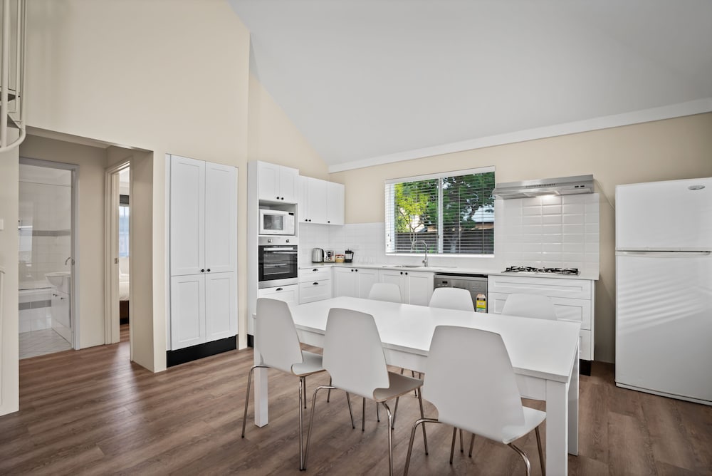 Broadwater Beach Resort Busselton 38/50