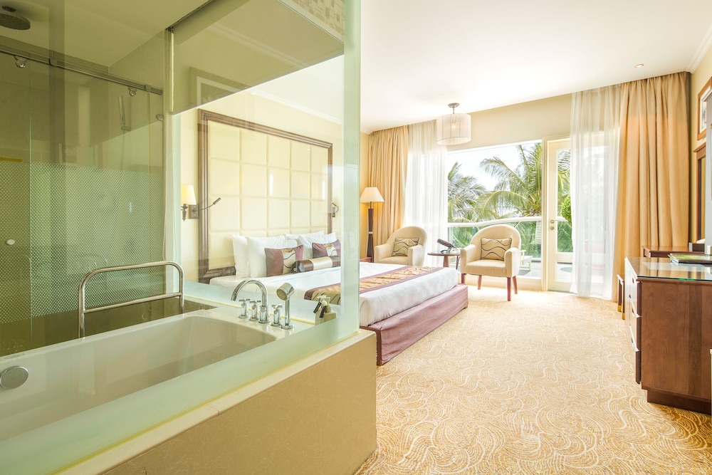 Sea Links Beach Hotel 20/47