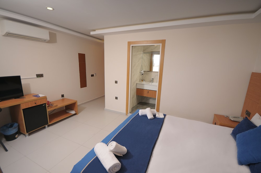 ECONOMY, DOUBLE OR TWIN BED, GROUND FLOOR