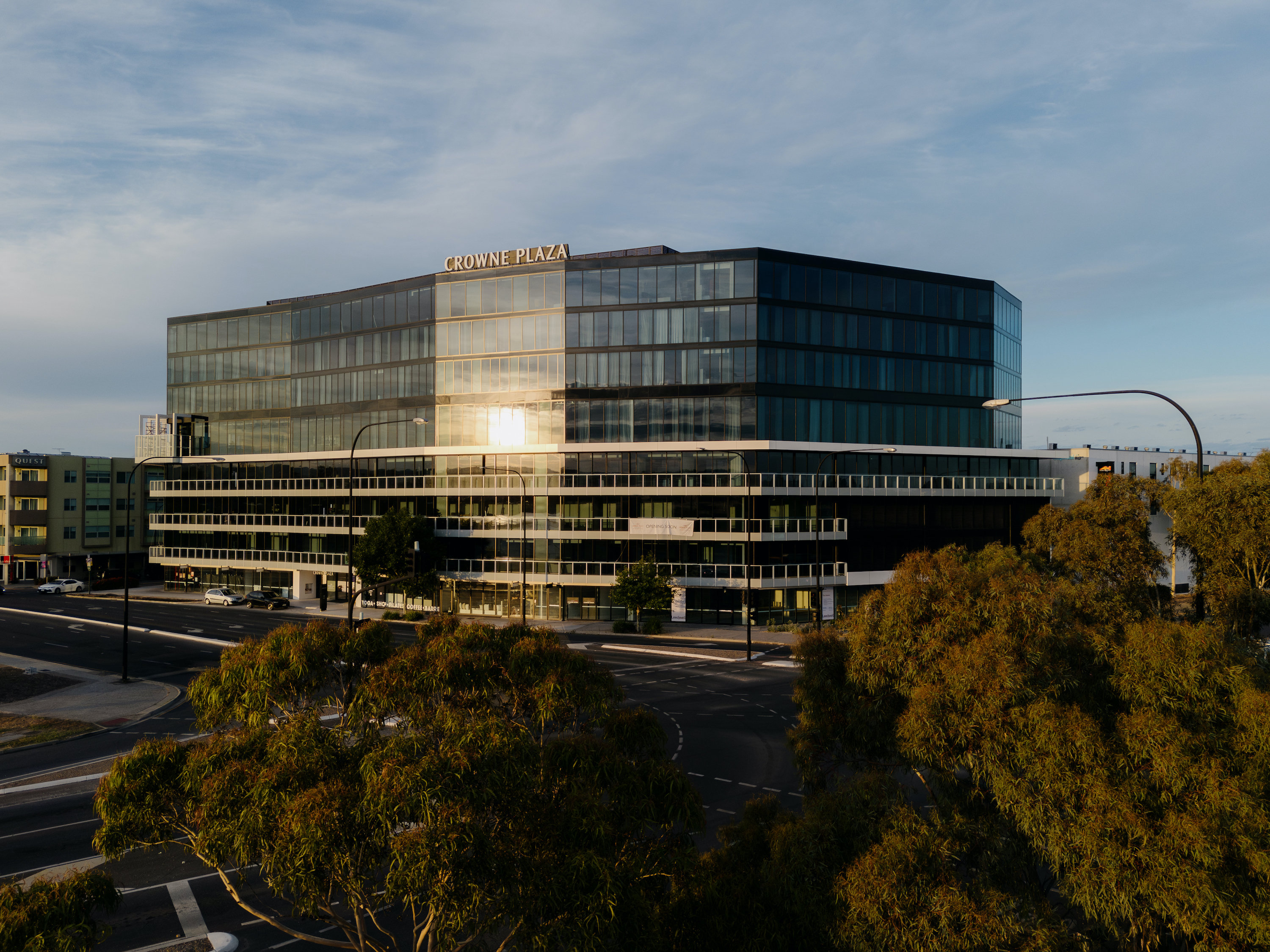 Crowne Plaza Adelaide Mawson Lakes 4/50