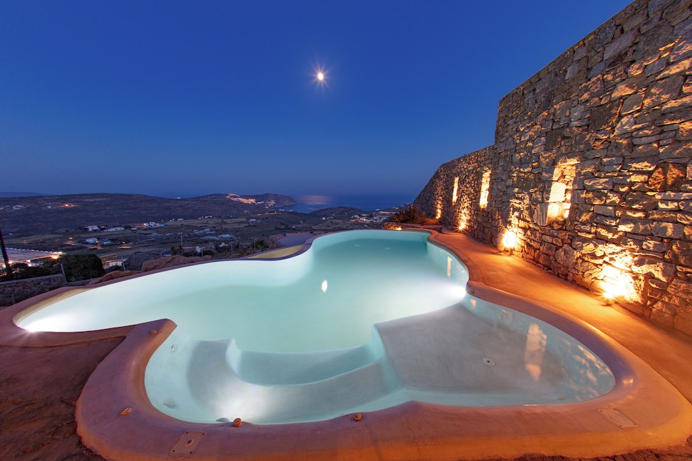 Amallini Suites 27/50