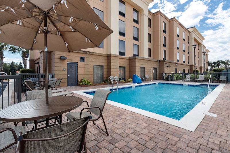 Hampton Inn and Suites Navarre 52/53