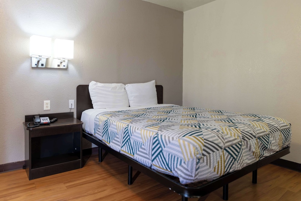 Motel6 Lufkin, TX 10/29