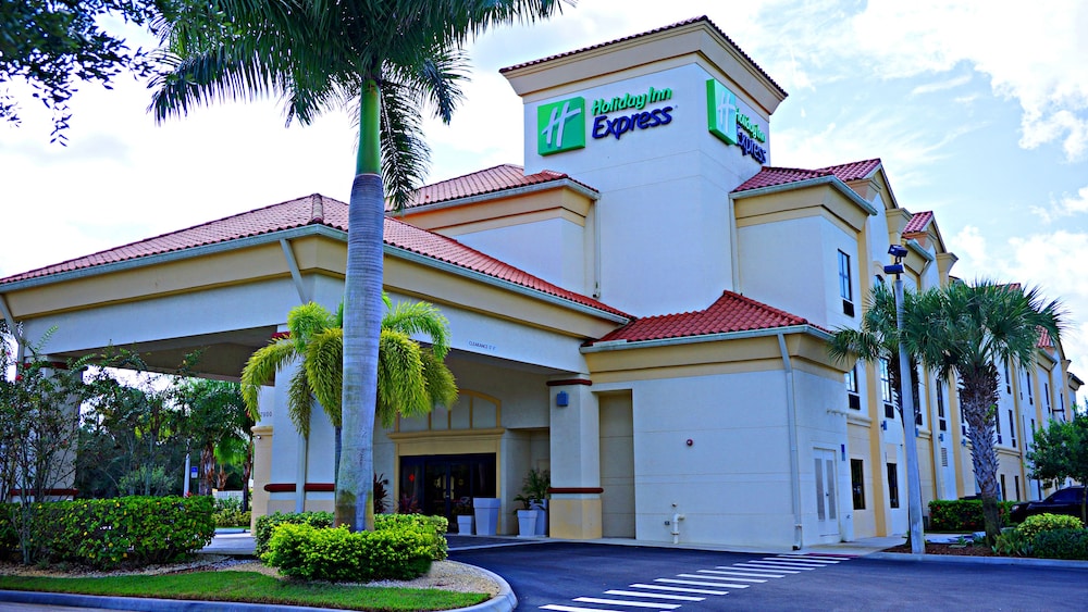 Holiday Inn Express Stuart 11/57