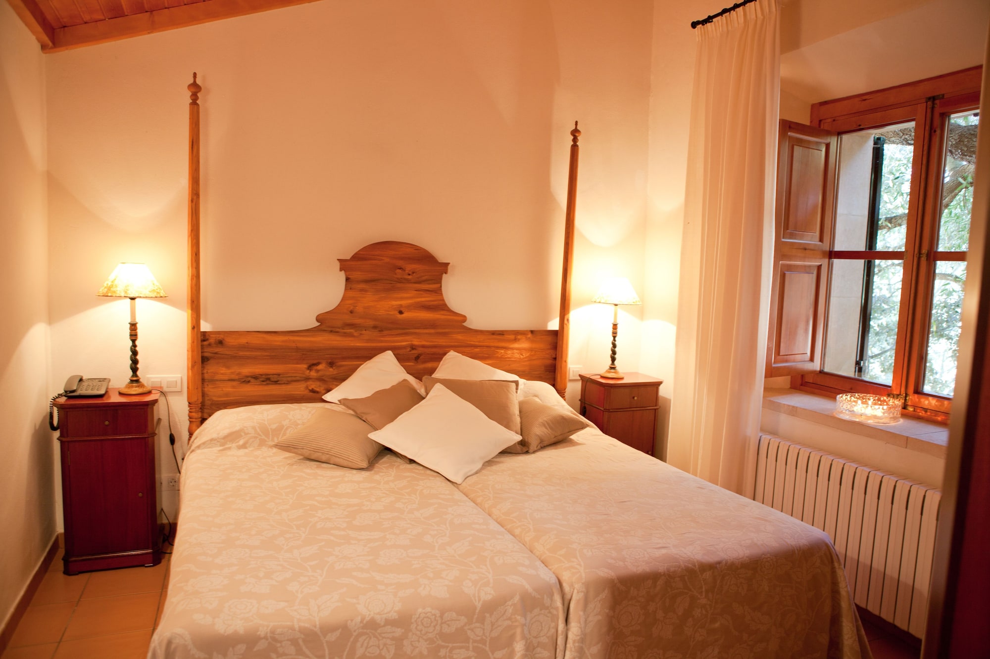 Suite, Double and Twin Beds, Terrace