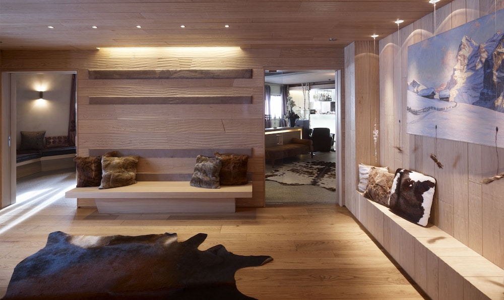 DV Chalet Boutique Hotel and Spa 9/18