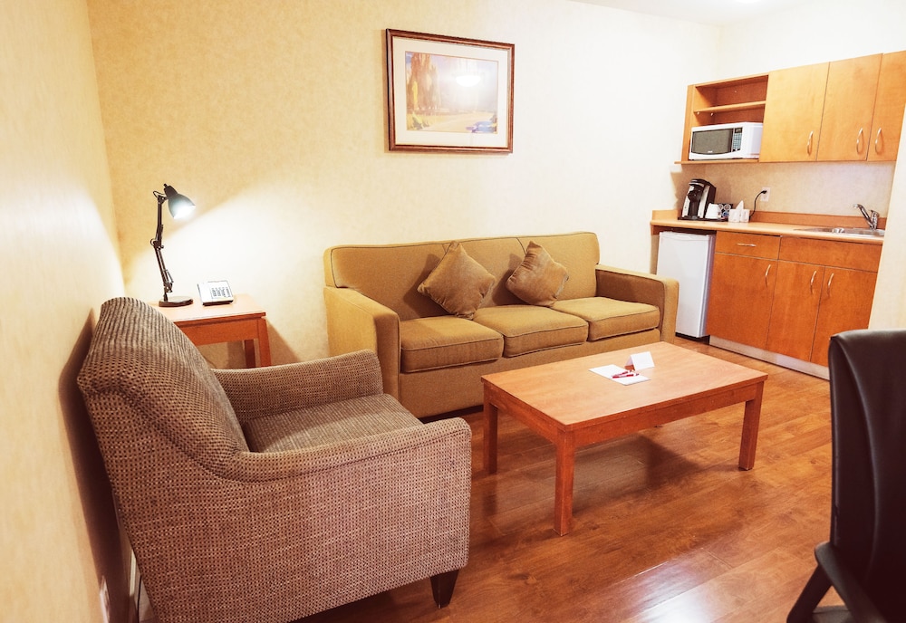 Rosslyn Inn & Suites, SureStay Collection by Best Western 32/48