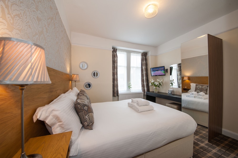 The Coppice Guest House 4/50