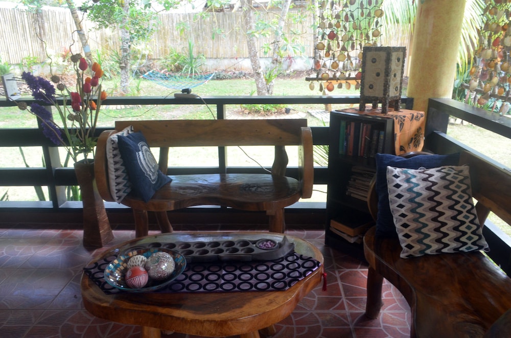 Zen Rooms Veraneante Resort Bohol 49/79