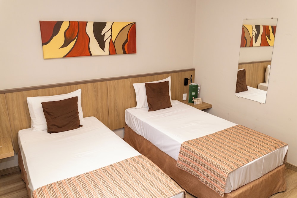 Class Hotel 27/69