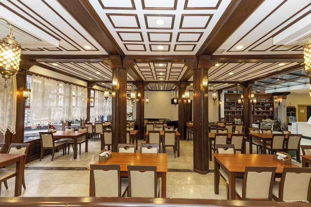Bursa Grand Family Hotel 48/50
