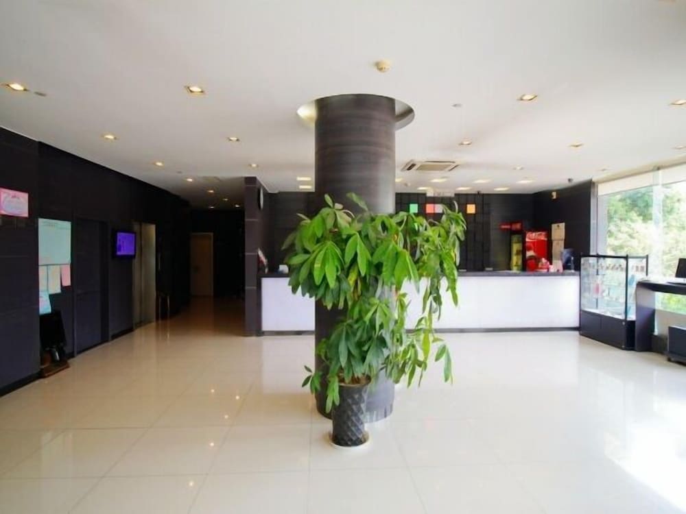 Jinjiang Inn Hefei Hi-Tech Zone West Changjiang Rd 4/28