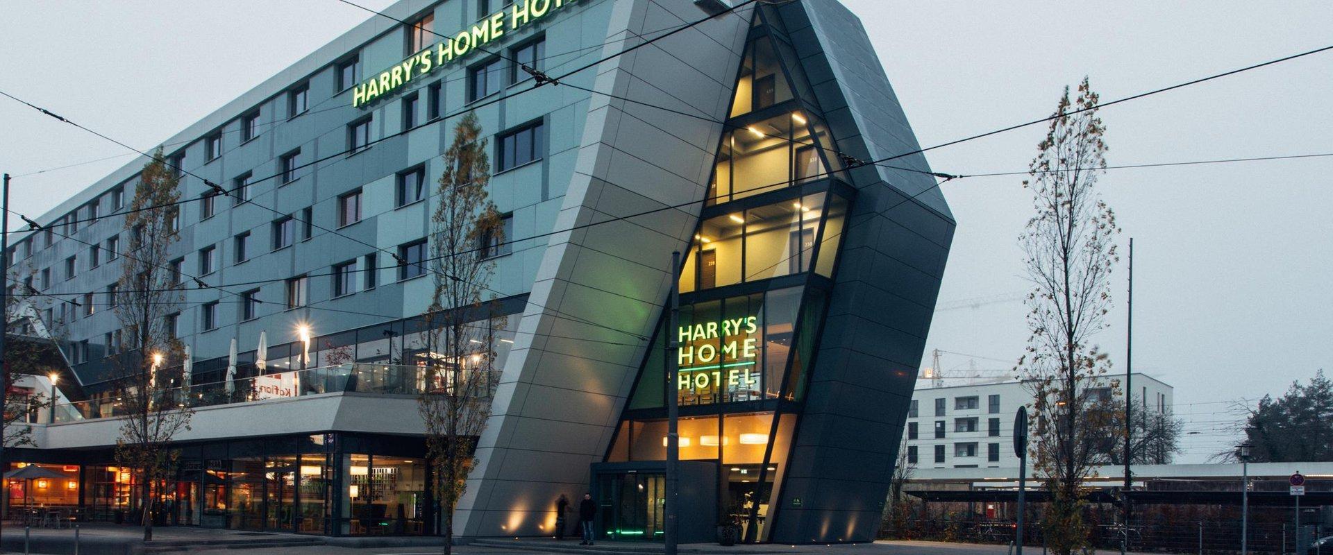 Harrys Home Hotel Munchen in MUNICH