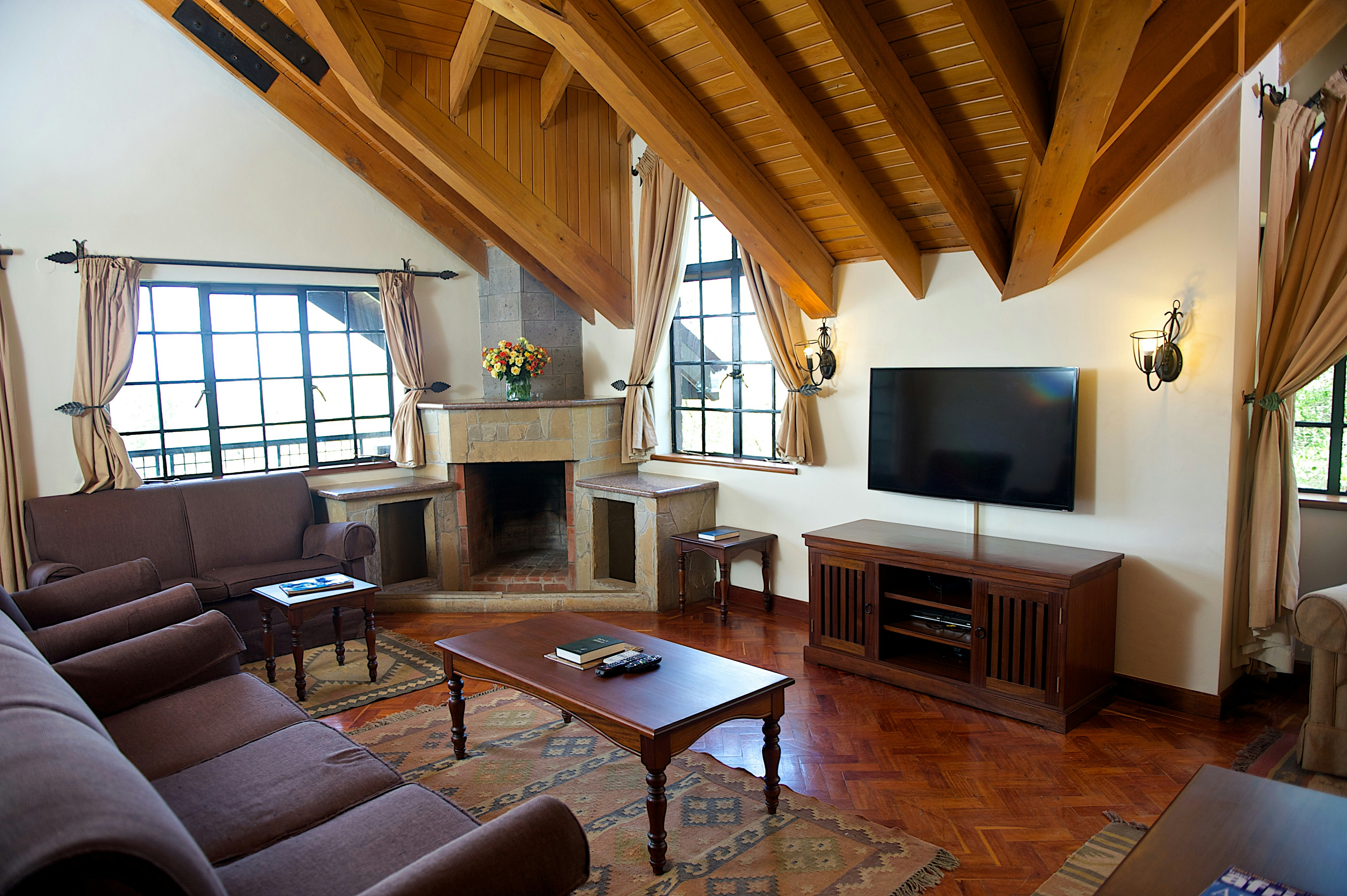 Great Rift Valley Lodge and Golf Resort 9/18
