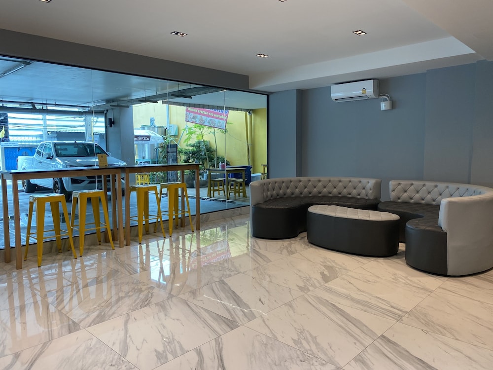 Infinite Hotel at Ratchada 59/81