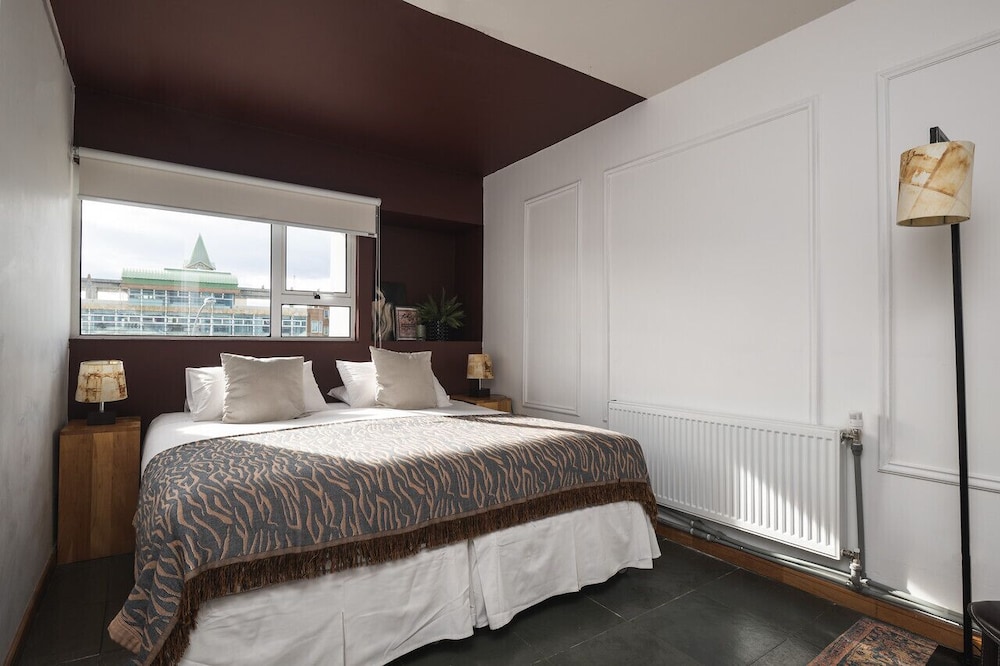 Standard, Double Bed