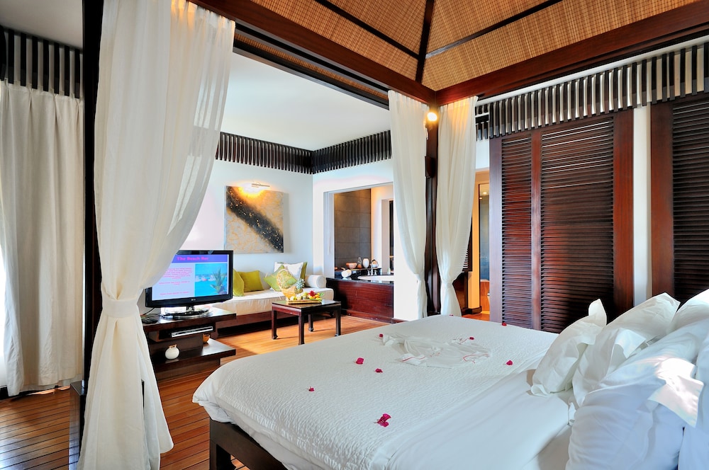 Le Cardinal Exclusive Resort 25/75